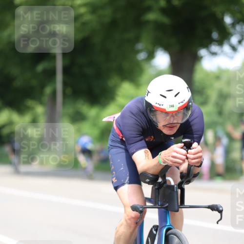 15.06.2025 - 7 Türme Triathlon Yannick Fuchs http://msf.ph/oto/7992254 15.06.2025 13:05:28 Radfahren 218, 292 meine-sportfotos.de