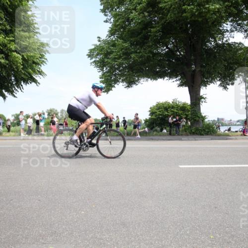 15.06.2025 - 7 Türme Triathlon Yannick Fuchs http://msf.ph/oto/7992331 15.06.2025 13:27:26 Radfahren 653 meine-sportfotos.de