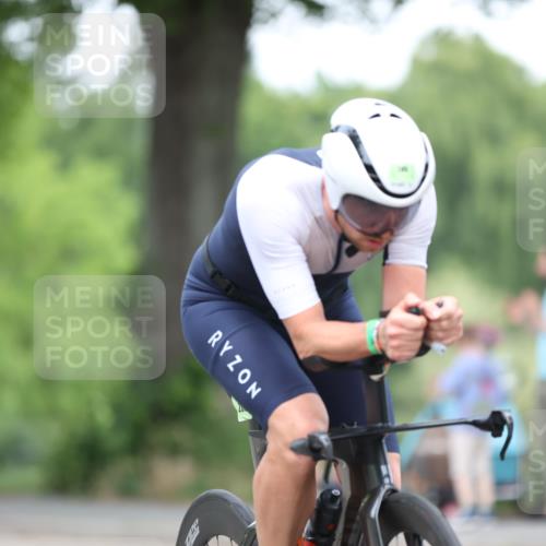 15.06.2025 - 7 Türme Triathlon Yannick Fuchs http://msf.ph/oto/7992351 15.06.2025 12:02:18 Radfahren 286 meine-sportfotos.de