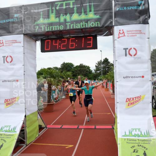 15.06.2025 - 7 Türme Triathlon Michael Strokosch http://msf.ph/oto/7992352 15.06.2025 14:26:12 Ziel 562, 586, 665, 703, 759, 768, 866, 867 meine-sportfotos.de