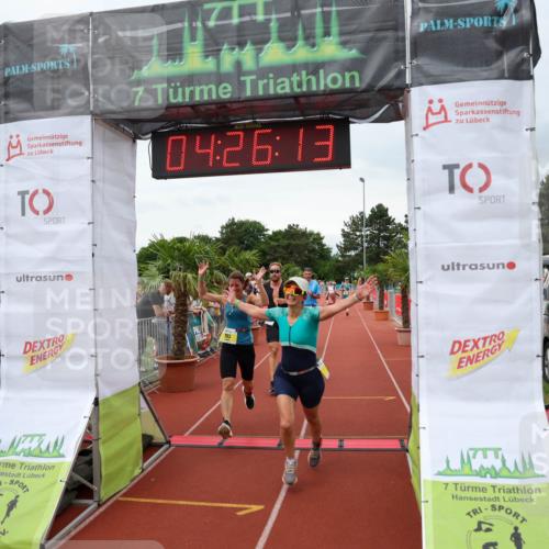 15.06.2025 - 7 Türme Triathlon Michael Strokosch http://msf.ph/oto/7992365 15.06.2025 14:26:13 Ziel 562, 586, 665, 703, 759, 768, 866, 867 meine-sportfotos.de