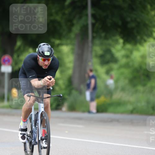 15.06.2025 - 7 Türme Triathlon Yannick Fuchs http://msf.ph/oto/7992378 15.06.2025 12:02:20 Radfahren 286 meine-sportfotos.de