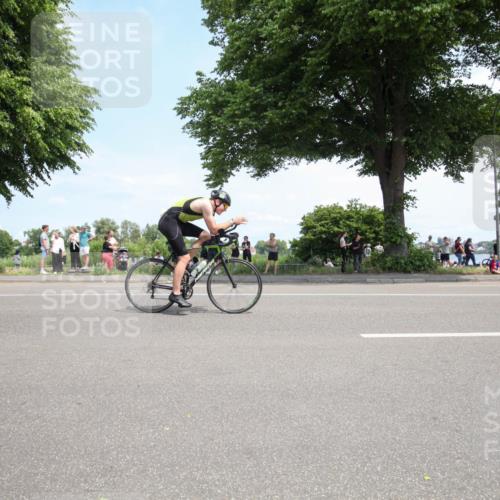 15.06.2025 - 7 Türme Triathlon Yannick Fuchs http://msf.ph/oto/7992382 15.06.2025 13:27:43 Radfahren 331, 568, 978 meine-sportfotos.de