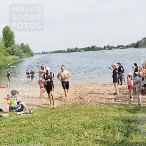 21.06.2025 - 27. Vierlanden-Triathlon MichiJ http://msf.ph/oto/7992394 15.06.2026 09:54:53 Schwimmen 297, 319, 336, 344, 361 meine-sportfotos.de