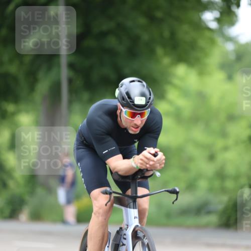 15.06.2025 - 7 Türme Triathlon Yannick Fuchs http://msf.ph/oto/7992398 15.06.2025 12:02:20 Radfahren 286 meine-sportfotos.de