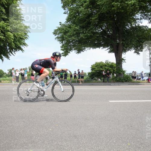 15.06.2025 - 7 Türme Triathlon Yannick Fuchs http://msf.ph/oto/7992405 15.06.2025 13:27:46 Radfahren 241, 331, 568 meine-sportfotos.de