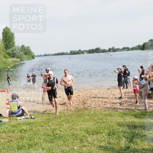 21.06.2025 - 27. Vierlanden-Triathlon MichiJ http://msf.ph/oto/7992406 15.06.2026 09:54:54 Schwimmen 297, 319, 336, 344, 361 meine-sportfotos.de