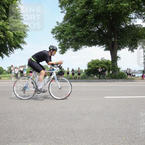 15.06.2025 - 7 Türme Triathlon Yannick Fuchs http://msf.ph/oto/7992411 15.06.2025 13:27:48 Radfahren 241, 331, 673 meine-sportfotos.de