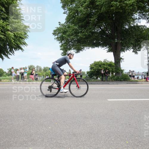 15.06.2025 - 7 Türme Triathlon Yannick Fuchs http://msf.ph/oto/7992425 15.06.2025 13:27:54 Radfahren 241, 673 meine-sportfotos.de