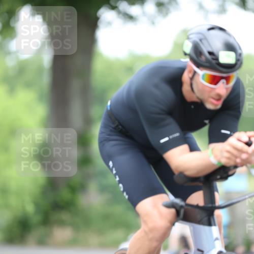 15.06.2025 - 7 Türme Triathlon Yannick Fuchs http://msf.ph/oto/7992428 15.06.2025 12:02:21 Radfahren 250, 286 meine-sportfotos.de