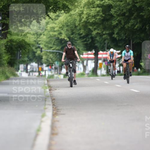 15.06.2025 - 7 Türme Triathlon Yannick Fuchs http://msf.ph/oto/7992467 15.06.2025 12:02:23 Radfahren 250 meine-sportfotos.de