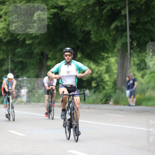 15.06.2025 - 7 Türme Triathlon Yannick Fuchs http://msf.ph/oto/7992516 15.06.2025 12:02:27 Radfahren 250 meine-sportfotos.de