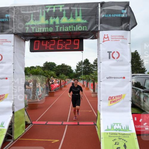 15.06.2025 - 7 Türme Triathlon Michael Strokosch http://msf.ph/oto/7992533 15.06.2025 14:26:29 Ziel 438, 725 meine-sportfotos.de