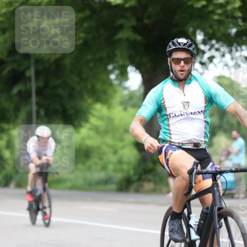 15.06.2025 - 7 Türme Triathlon Yannick Fuchs http://msf.ph/oto/7992587 15.06.2025 12:02:28 Radfahren 250 meine-sportfotos.de