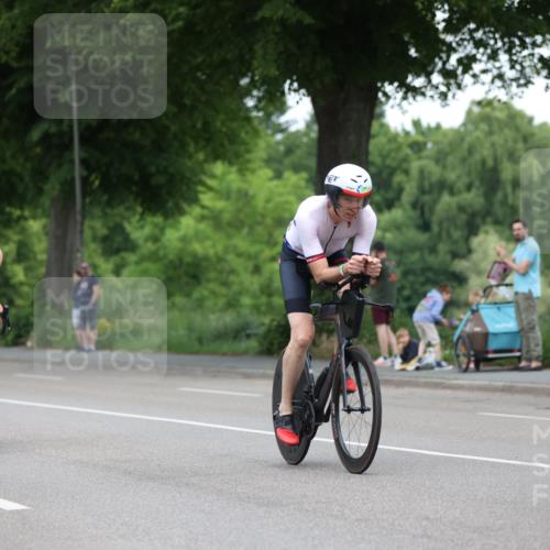 15.06.2025 - 7 Türme Triathlon Yannick Fuchs http://msf.ph/oto/7992604 15.06.2025 12:02:28 Radfahren 250 meine-sportfotos.de