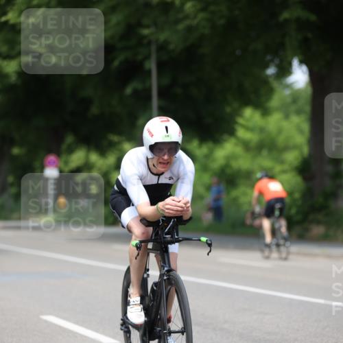15.06.2025 - 7 Türme Triathlon Yannick Fuchs http://msf.ph/oto/7992720 15.06.2025 13:06:06 Radfahren 794, 972 meine-sportfotos.de