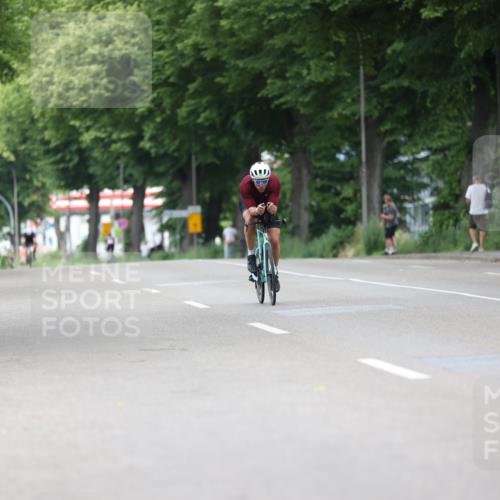 15.06.2025 - 7 Türme Triathlon Yannick Fuchs http://msf.ph/oto/7992734 15.06.2025 12:03:07 Radfahren  meine-sportfotos.de