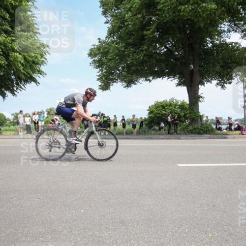 15.06.2025 - 7 Türme Triathlon Yannick Fuchs http://msf.ph/oto/7992795 15.06.2025 13:29:01 Radfahren 339, 592, 653, 680, 833, 1006, 1045 meine-sportfotos.de