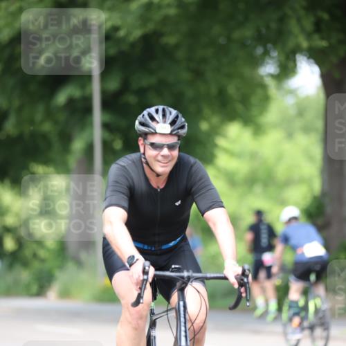 15.06.2025 - 7 Türme Triathlon Yannick Fuchs http://msf.ph/oto/7992810 15.06.2025 13:06:10 Radfahren 509 meine-sportfotos.de