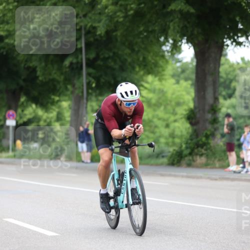 15.06.2025 - 7 Türme Triathlon Yannick Fuchs http://msf.ph/oto/7992831 15.06.2025 12:03:09 Radfahren  meine-sportfotos.de