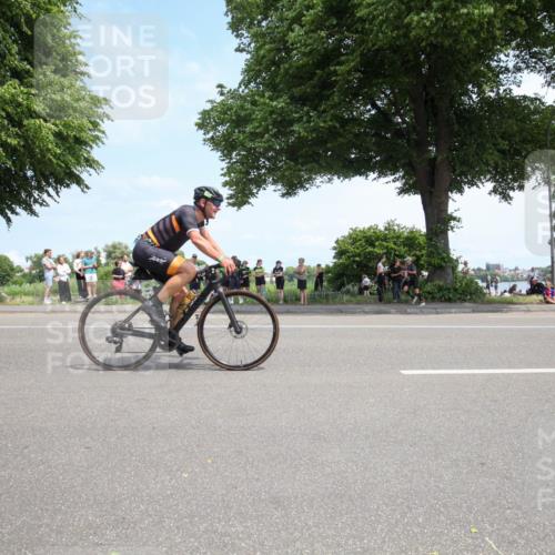 15.06.2025 - 7 Türme Triathlon Yannick Fuchs http://msf.ph/oto/7992834 15.06.2025 13:29:04 Radfahren 592, 653, 680, 833, 1006 meine-sportfotos.de