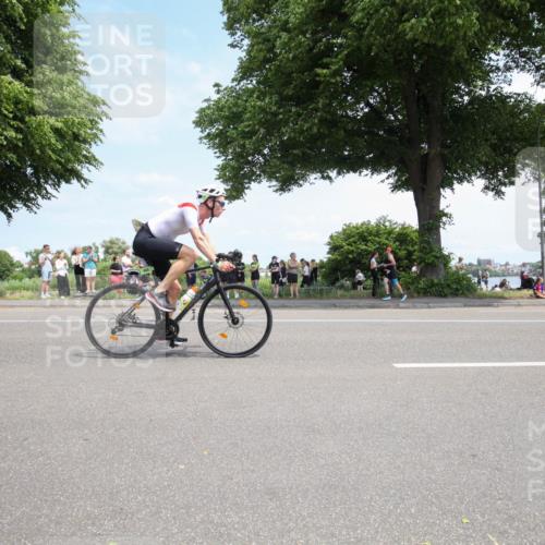 15.06.2025 - 7 Türme Triathlon Yannick Fuchs http://msf.ph/oto/7992840 15.06.2025 13:29:08 Radfahren 316, 653, 664, 833 meine-sportfotos.de