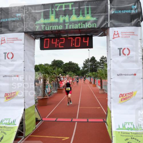 15.06.2025 - 7 Türme Triathlon Michael Strokosch http://msf.ph/oto/7992879 15.06.2025 14:27:03 Ziel 908, 1040 meine-sportfotos.de