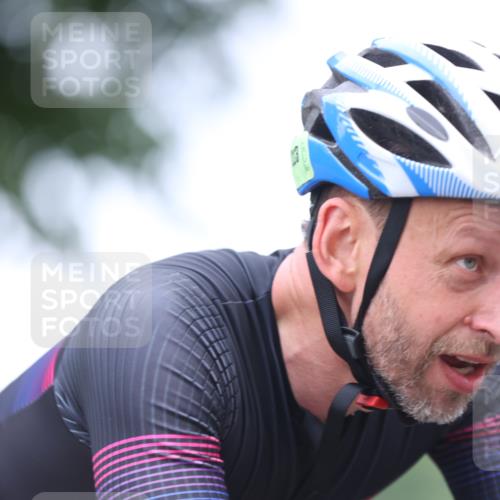 15.06.2025 - 7 Türme Triathlon Yannick Fuchs http://msf.ph/oto/7992978 15.06.2025 12:03:20 Radfahren 223, 336 meine-sportfotos.de