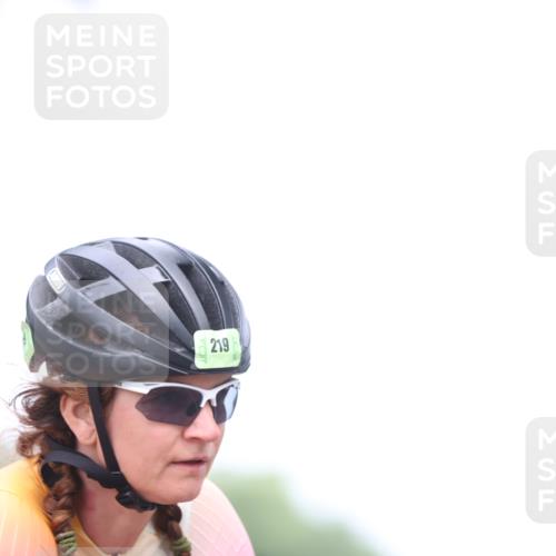 15.06.2025 - 7 Türme Triathlon Yannick Fuchs http://msf.ph/oto/7993035 15.06.2025 12:04:09 Radfahren 219, 326 meine-sportfotos.de