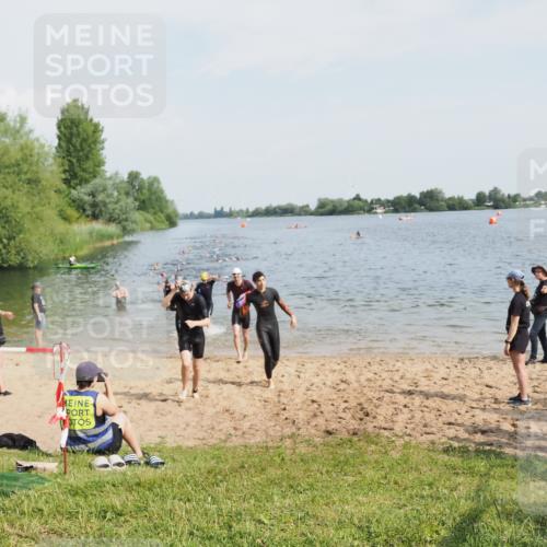 21.06.2025 - 27. Vierlanden-Triathlon MichiJ http://msf.ph/oto/7993056 15.06.2026 09:55:22 Schwimmen 306, 316, 327, 335, 348, 353 meine-sportfotos.de
