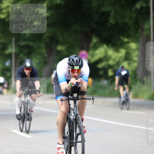 15.06.2025 - 7 Türme Triathlon Yannick Fuchs http://msf.ph/oto/7993105 15.06.2025 13:06:36 Radfahren 502, 834 meine-sportfotos.de
