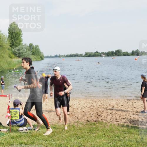 21.06.2025 - 27. Vierlanden-Triathlon MichiJ http://msf.ph/oto/7993190 15.06.2026 09:55:26 Schwimmen 272, 316, 327, 329, 335, 348, 353, 548 meine-sportfotos.de