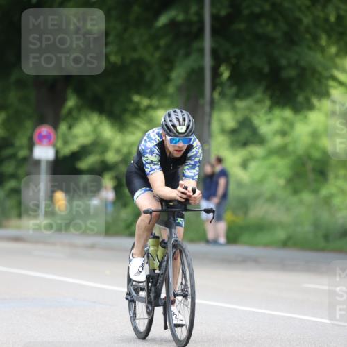 15.06.2025 - 7 Türme Triathlon Yannick Fuchs http://msf.ph/oto/7993191 15.06.2025 12:06:23 Radfahren 280 meine-sportfotos.de