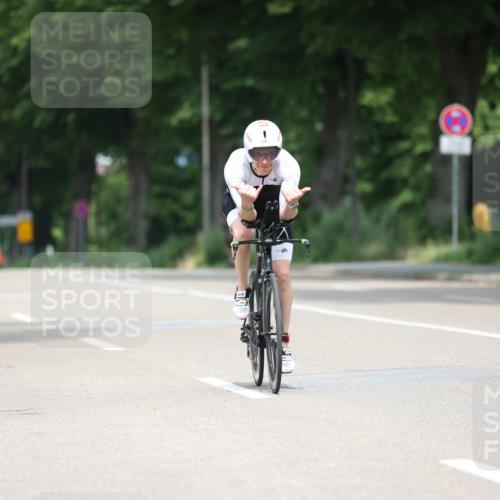 15.06.2025 - 7 Türme Triathlon Yannick Fuchs http://msf.ph/oto/7993335 15.06.2025 12:06:57 Radfahren 311 meine-sportfotos.de