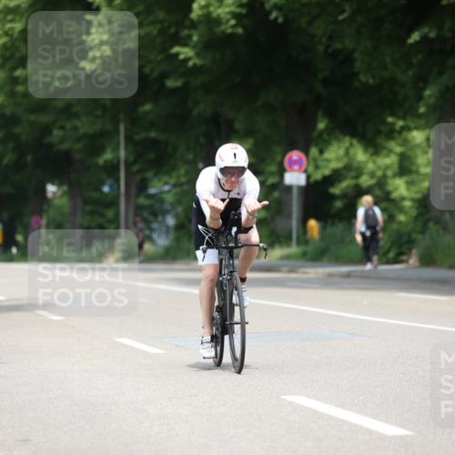 15.06.2025 - 7 Türme Triathlon Yannick Fuchs http://msf.ph/oto/7993349 15.06.2025 12:06:57 Radfahren 311 meine-sportfotos.de