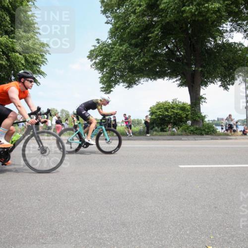 15.06.2025 - 7 Türme Triathlon Yannick Fuchs http://msf.ph/oto/7993353 15.06.2025 13:31:29 Radfahren 384, 467, 859, 1106, 1193 meine-sportfotos.de