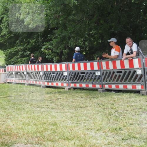21.06.2025 - 27. Vierlanden-Triathlon KatJ http://msf.ph/oto/7993474 15.06.2025 12:34:31 Ziel 50, 874 meine-sportfotos.de