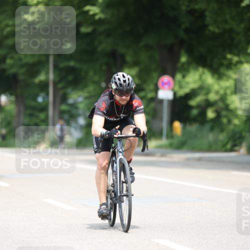 15.06.2025 - 7 Türme Triathlon Yannick Fuchs http://msf.ph/oto/7993476 15.06.2025 12:07:34 Radfahren 294 meine-sportfotos.de