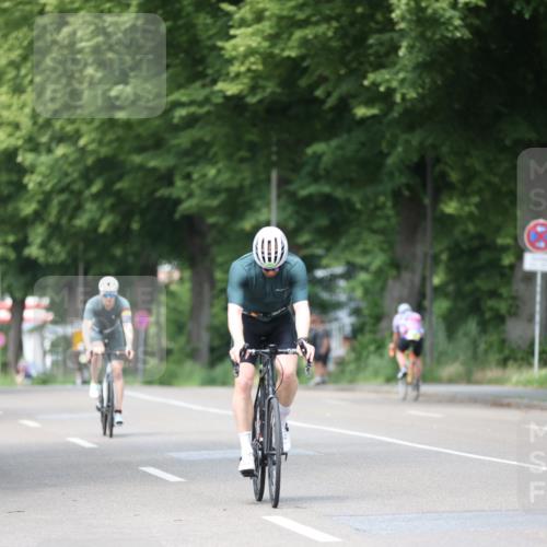15.06.2025 - 7 Türme Triathlon Yannick Fuchs http://msf.ph/oto/7993492 15.06.2025 13:07:19 Radfahren 589, 702 meine-sportfotos.de