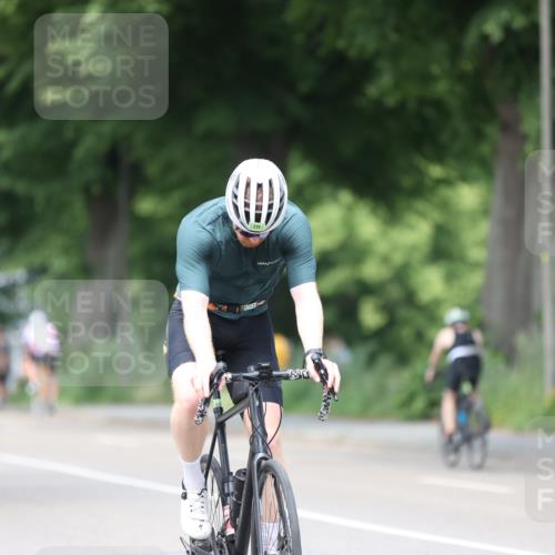 15.06.2025 - 7 Türme Triathlon Yannick Fuchs http://msf.ph/oto/7993502 15.06.2025 13:07:20 Radfahren 589 meine-sportfotos.de