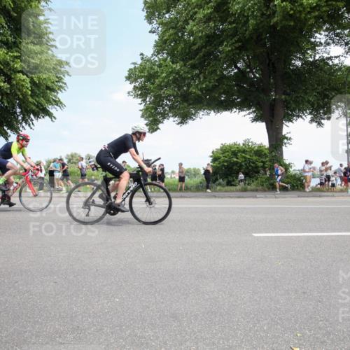 15.06.2025 - 7 Türme Triathlon Yannick Fuchs http://msf.ph/oto/7993527 15.06.2025 13:31:53 Radfahren 298, 327, 665, 708, 784, 990, 1087, 1167 meine-sportfotos.de
