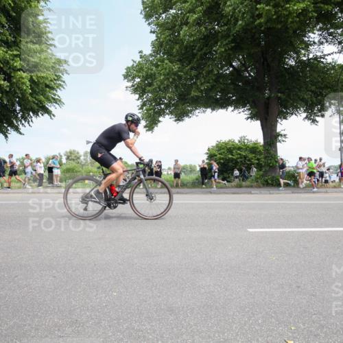 15.06.2025 - 7 Türme Triathlon Yannick Fuchs http://msf.ph/oto/7993536 15.06.2025 13:31:54 Radfahren 298, 327, 665, 708, 784, 990, 1087, 1167 meine-sportfotos.de