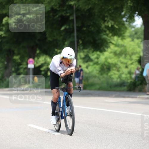 15.06.2025 - 7 Türme Triathlon Yannick Fuchs http://msf.ph/oto/7993610 15.06.2025 12:07:47 Radfahren 280, 282, 285, 292, 333 meine-sportfotos.de