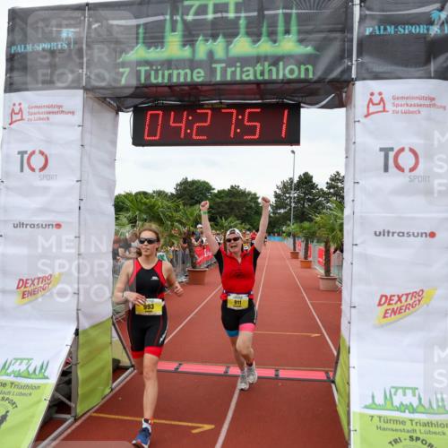 15.06.2025 - 7 Türme Triathlon Michael Strokosch http://msf.ph/oto/7993647 15.06.2025 14:27:51 Ziel 485, 911, 993, 1125 meine-sportfotos.de