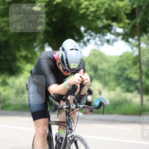 15.06.2025 - 7 Türme Triathlon Yannick Fuchs http://msf.ph/oto/7993694 15.06.2025 12:07:48 Radfahren 280, 282, 285, 292, 333 meine-sportfotos.de