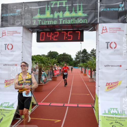 15.06.2025 - 7 Türme Triathlon Michael Strokosch http://msf.ph/oto/7993698 15.06.2025 14:27:57 Ziel 485, 606, 911, 993 meine-sportfotos.de