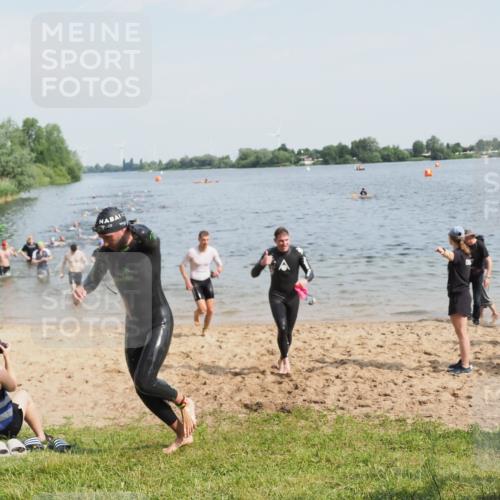 21.06.2025 - 27. Vierlanden-Triathlon MichiJ http://msf.ph/oto/7993751 15.06.2026 09:55:44 Schwimmen 273, 280, 300, 303, 331, 338 meine-sportfotos.de