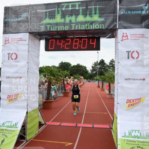 15.06.2025 - 7 Türme Triathlon Michael Strokosch http://msf.ph/oto/7993774 15.06.2025 14:28:04 Ziel 606, 706 meine-sportfotos.de