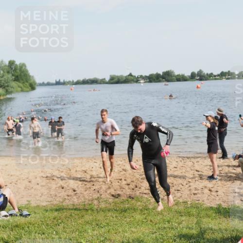 21.06.2025 - 27. Vierlanden-Triathlon MichiJ http://msf.ph/oto/7993794 15.06.2026 09:55:46 Schwimmen 273, 280, 283, 300, 303, 322, 331, 338 meine-sportfotos.de