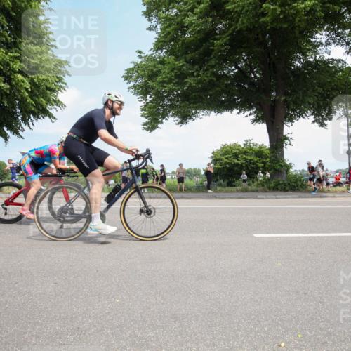 15.06.2025 - 7 Türme Triathlon Yannick Fuchs http://msf.ph/oto/7993803 15.06.2025 13:32:57 Radfahren 252, 361, 598, 717, 739, 1069, 1102, 1187 meine-sportfotos.de